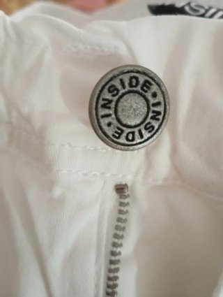 Pantalones blancos