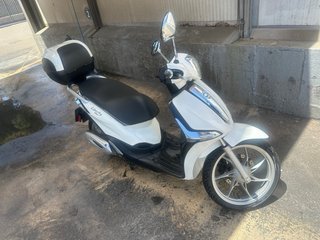 Piaggio Liberty 125 Scooter Blanca