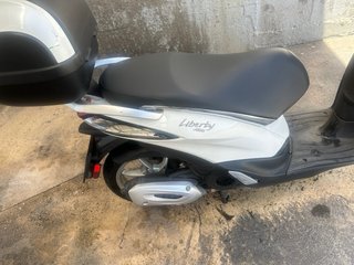 Piaggio Liberty 125 Scooter Blanca