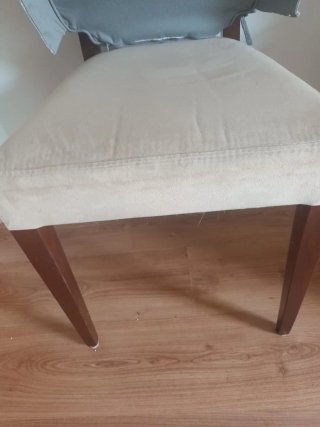 Mesa de madera maciza extensible y 6 sillas