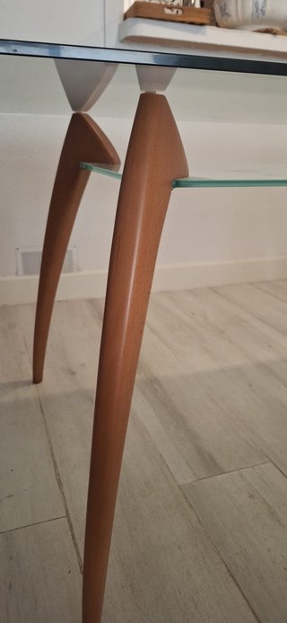 Mesa comedor + mesa centro + Smart TV Samsung 55