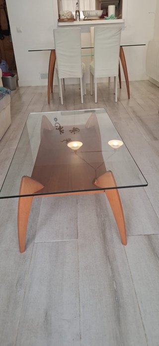 Mesa comedor + mesa centro + Smart TV Samsung 55