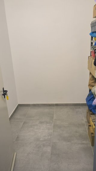 TRASTERO EN VENTA CHAMBERI - MUY BUEN ESTADO