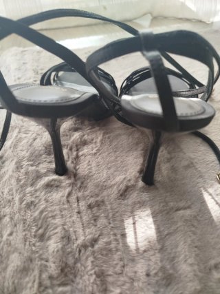 Sandalias de tacón negras