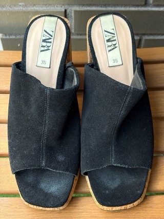 Sandalias tacón corcho Zara