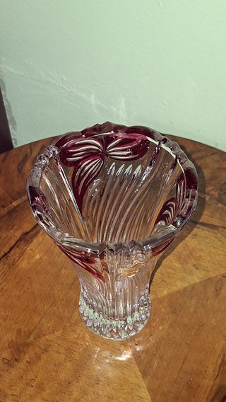 Vaso cristallo rosso e trasparente