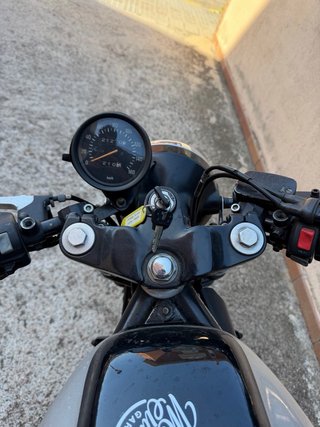 Yamaha Cafe Racer A2