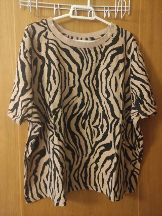 Camiseta mujer estampado cebra