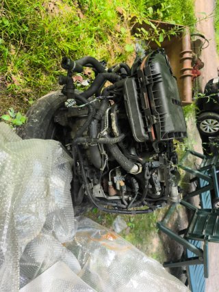 Motor 9H05 con centralita y catalizador