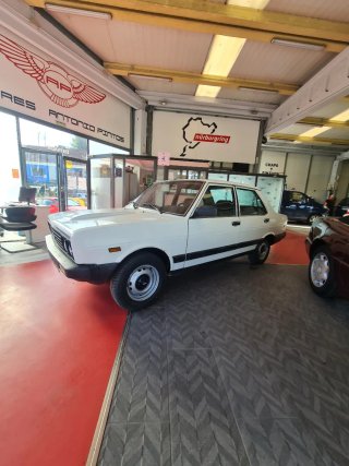SEAT 131 1996