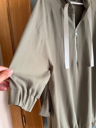 Vestido Zara verde con capucha talla única