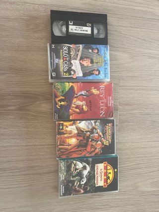Lote 5 Películas VHS (Español/Inglés)