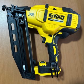 Clavadora DeWalt DCN660N 18V XR Brushless