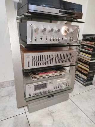 Equipo de música Inkel con mueble téchnics