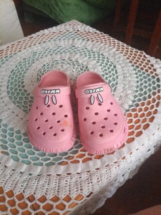 Sandalias niña rosa talla 28