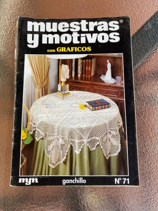 4 revistas Todo punto de red y 1 de Muestras...