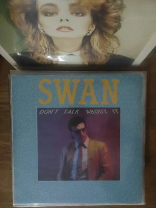 Maxi Single 4 x 24 euros