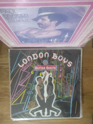 Maxi Single 4 x 24 euros