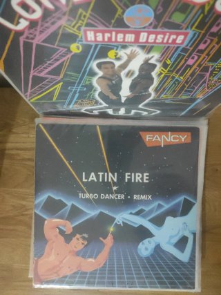 Maxi Single 4 x 24 euros