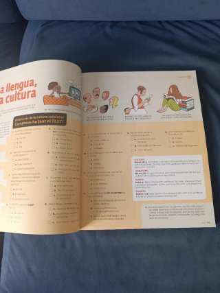 A punt Curs de català : llibre de l'alumne
