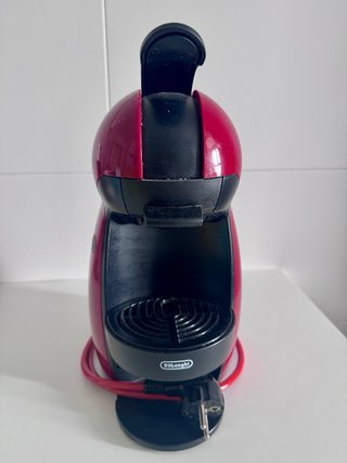 Cafetera Nescafé Dolce Gusto Roja