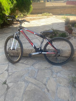 Bicicleta de montaña Genesis
