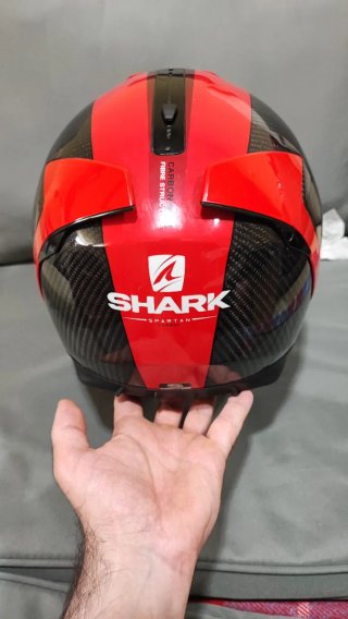 Casco Shark Spartan Carbon