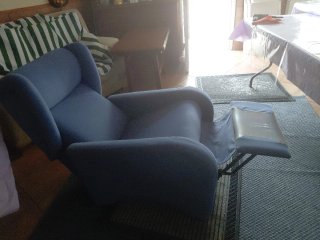 Sillón reclinable azul