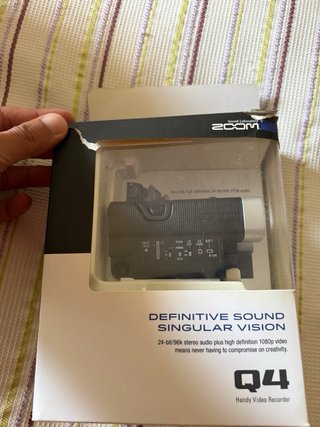 Cámara Zoom Q4 Handy Video Recorder