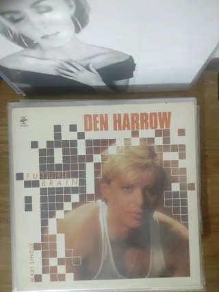 Maxi Single 4 x 24euros