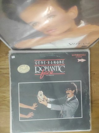 Maxi Single 4 x 24euros