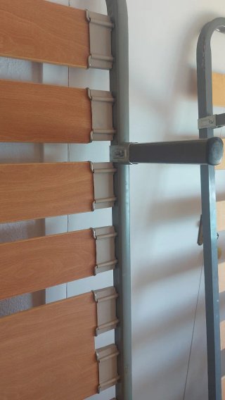 Somier de lamas de madera BODYFLEX con patas
