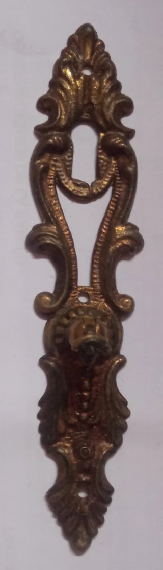 Lote Tiradores y Embellecedores Bronce