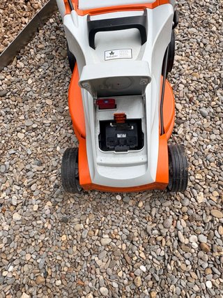 Cortacésped a batería Stihl