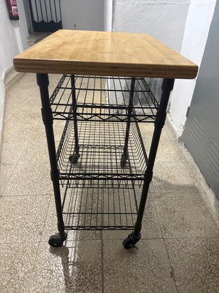 Mesa auxiliar cocina metal y bambú