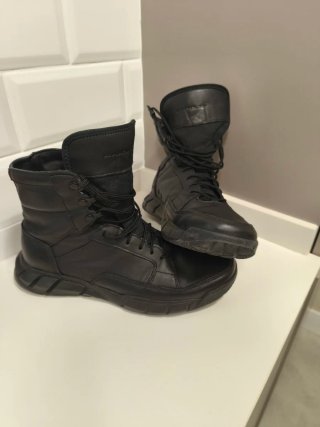 Botas Oakley Light Assault Negras