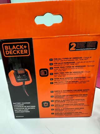 Cargador Baterias Black+Decker 6/12V