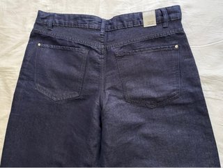Pantalón vaquero azul marino con brillos