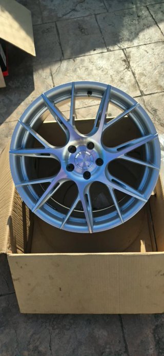 Llantas JR42 Plata Pulido 8.5x19 ET45 5x112