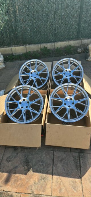 Llantas JR42 Plata Pulido 8.5x19 ET45 5x112