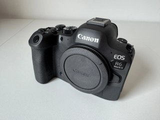 Canon EOS R6 Mark II. Casi sin uso e impoluta