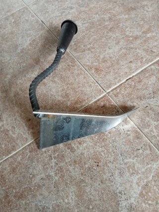 Azada para huerto 24cm x 16cm