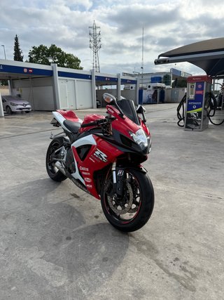 Suzuki GSXR 600 limitada