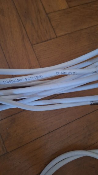 Cable Coaxial TV Comscope Blanco 9.5m