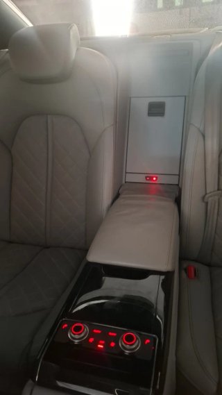 Audi A8 2015