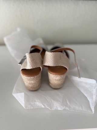 Zapatos plateados tipo espadrille