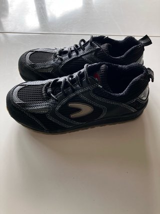 Zapatos de seguridad mujer negros y grises