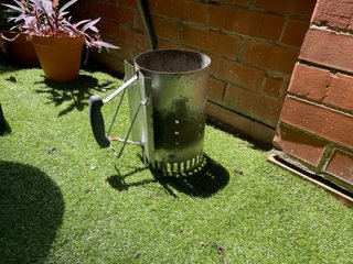 Barbacoa Weber 47cm + Funda + Chimenea