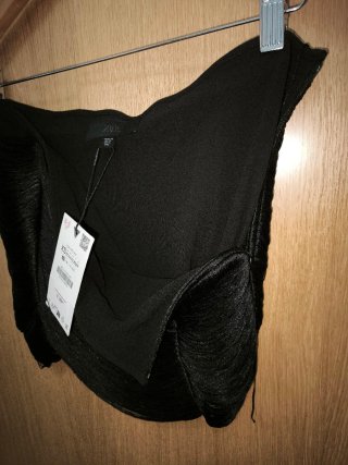 Falda Zara con flecos
