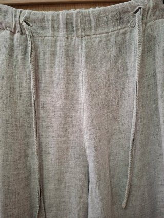 Pantalón de lino gris verano
